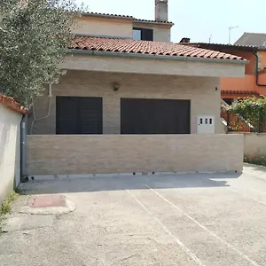 Zp44 Appartamento Pola